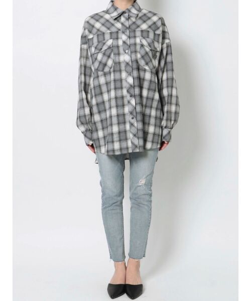 GYDA（ジェイダ）の「ombre check SH（シャツ/ブラウス・レディース・グレー/ネイビー・FREE）」の11枚目の写真
