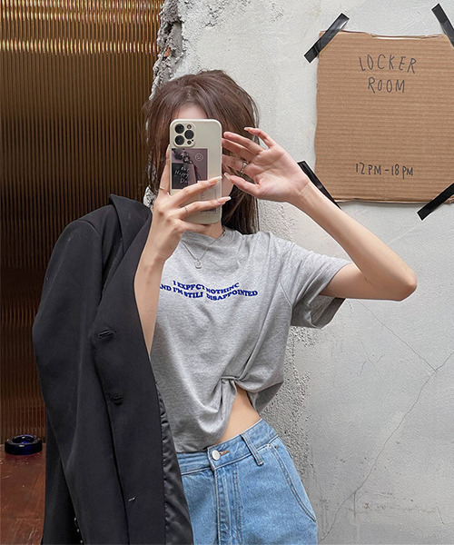 c.u.l（シーユーエル）の「ロゴプリント クロップド丈Tシャツ culw411（Tシャツ/カットソー・レディース・グレー/ホワイト・L/M/XL）」の21枚目の写真