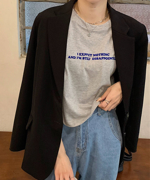 c.u.l（シーユーエル）の「ロゴプリント クロップド丈Tシャツ culw411（Tシャツ/カットソー・レディース・グレー/ホワイト・L/M/XL）」の7枚目の写真