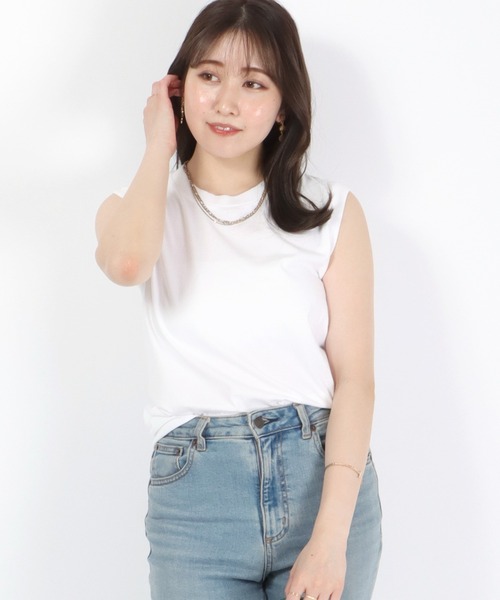 HANES(ヘインズ)の「Hanes(ヘインズ)Japan Fit for HER ノースリーブTシャツ レディース/2枚入りパックT(Tシャツ/カットソー・レディース・ホワイト×イエロー/ホワイト×ブラック/ホワイト×ピンク・M/L)」の4枚目の写真