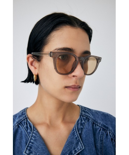 MOUSSY(マウジー)の「CLEAR FLAME アイウェア(サングラス・レディース・ライトブラック/ライトイエロー・FREE)」の11枚目の写真