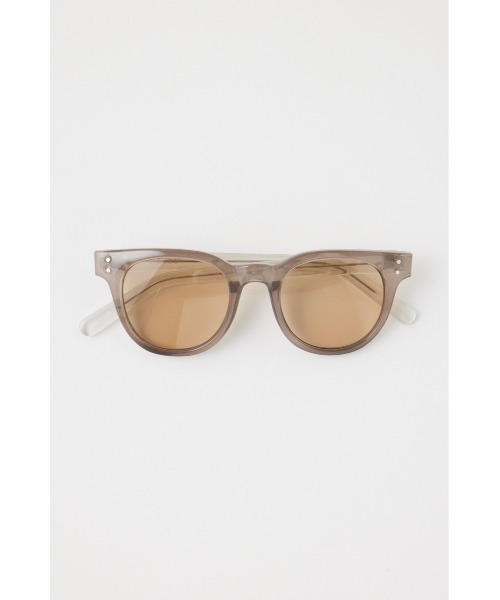 MOUSSY(マウジー)の「CLEAR FLAME アイウェア(サングラス・レディース・ライトブラック/ライトイエロー・FREE)」の15枚目の写真