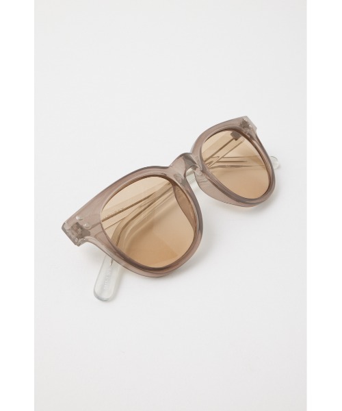 MOUSSY(マウジー)の「CLEAR FLAME アイウェア(サングラス・レディース・ライトブラック/ライトイエロー・FREE)」の3枚目の写真