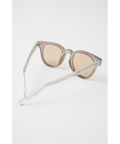 MOUSSY(マウジー)の「CLEAR FLAME アイウェア(サングラス・レディース・ライトブラック/ライトイエロー・FREE)」の9枚目の写真