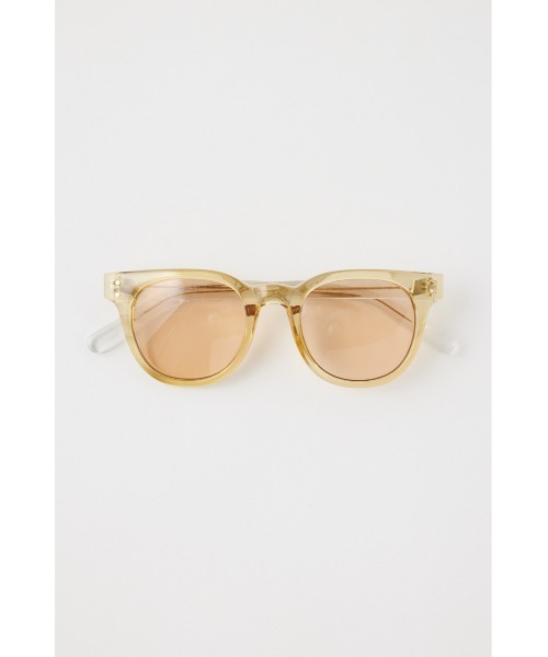 MOUSSY(マウジー)の「CLEAR FLAME アイウェア(サングラス・レディース・ライトブラック/ライトイエロー・FREE)」の8枚目の写真