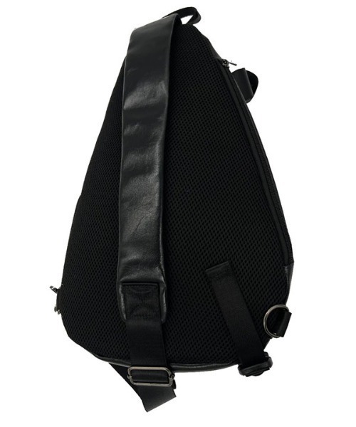 Basic Pleasure Mode（ベーシックプレジャーモード）の「【Basic Pleasure Mode/ ベーシックプレジャーモード 】PU ONE SHOULDER BAG/ フェイクレザー ワンショルダーバッグ ボディバッグ リュック（ショルダーバッグ・メンズ・ブラック・ONE SIZE）」の7枚目の写真