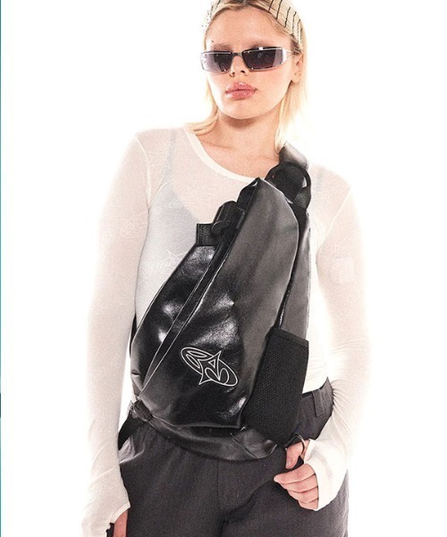 Basic Pleasure Mode（ベーシックプレジャーモード）の「【Basic Pleasure Mode/ ベーシックプレジャーモード 】PU ONE SHOULDER BAG/ フェイクレザー ワンショルダーバッグ ボディバッグ リュック（ショルダーバッグ・メンズ・ブラック・ONE SIZE）」の11枚目の写真