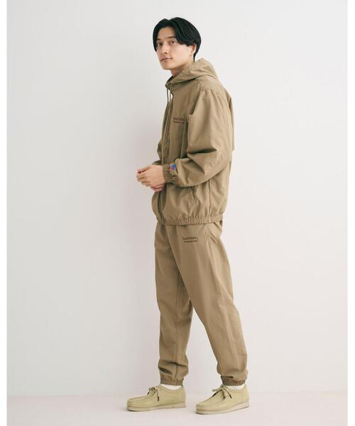 Russell Athletic(ラッセルアスレティック)の「【別注】<RUSSELL ATHLETIC×GLR> ナイロン パンツ(その他パンツ・メンズ・ベージュ/ネイビー・M/L/XL)」の4枚目の写真