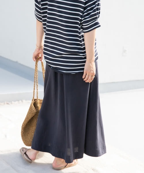 URBAN RESEARCH DOORS(アーバンリサーチドアーズ)の「リネン混フレアスカート(スカート・レディース・ベージュ/パープル/ネイビー・MEDIUM)」の6枚目の写真