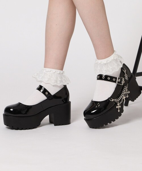 cs T&P(シーエスティーアンドピー)の「クロスチェーン付き厚底パンプス(パンプス・レディース・ブラック/ブラック系1/レッド系3・LL/S/M/L)」の22枚目の写真