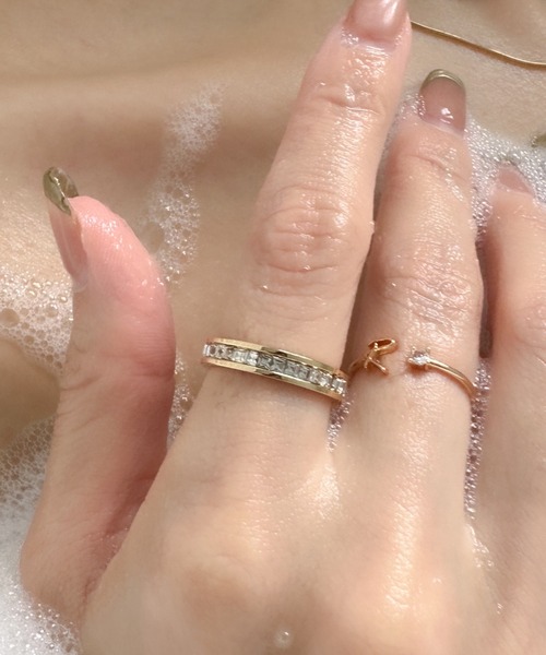 crafty（クラフティー）の「金属アレルギー/ジルコニアリング/サージカルステンレス（リング・レディース・ゴールド/ピンクゴールド/シルバー・9号/11号/13号）」の21枚目の写真
