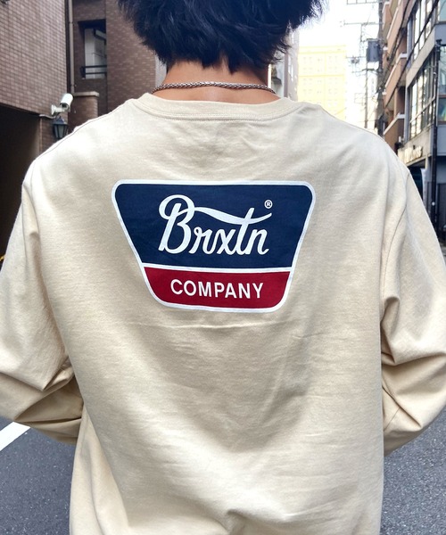 BRIXTON(ブリクストン)の「BRIXTON/ブリクストン ロンT バックプリント レギュラーフィット 薄手 16733(Tシャツ/カットソー・メンズ・クリーム/ブラック・L/M)」の7枚目の写真
