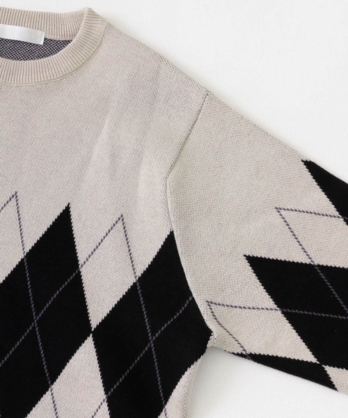 SENSE OF PLACE by URBAN RESEARCH（センスオブプレイスバイアーバンリサーチ）の「アーガイルクルーネックセーター（ニット/セーター・メンズ・ライトベージュ/ブラック/ブルー・LARGE/MEDIUM）」の4枚目の写真
