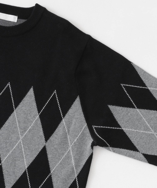 SENSE OF PLACE by URBAN RESEARCH（センスオブプレイスバイアーバンリサーチ）の「アーガイルクルーネックセーター（ニット/セーター・メンズ・ライトベージュ/ブラック/ブルー・LARGE/MEDIUM）」の5枚目の写真