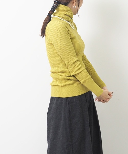 NARU FACTORY（ナルファクトリー）の「コットンランダムリブタートルネック（ニット/セーター・レディース・ブラック/ネイビー/ライム/オレンジ/グリーン/アイボリー/ナチュラル・FREE）」の18枚目の写真