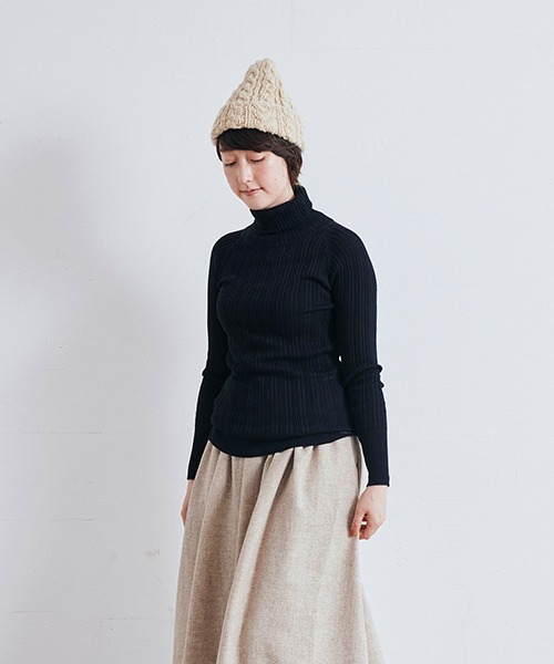 NARU FACTORY（ナルファクトリー）の「コットンランダムリブタートルネック（ニット/セーター・レディース・ブラック/ネイビー/ライム/オレンジ/グリーン/アイボリー/ナチュラル・FREE）」の11枚目の写真