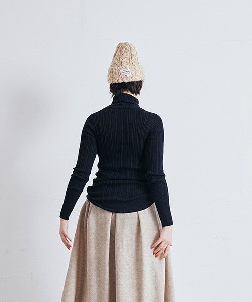 NARU FACTORY（ナルファクトリー）の「コットンランダムリブタートルネック（ニット/セーター・レディース・ブラック/ネイビー/ライム/オレンジ/グリーン/アイボリー/ナチュラル・FREE）」の13枚目の写真