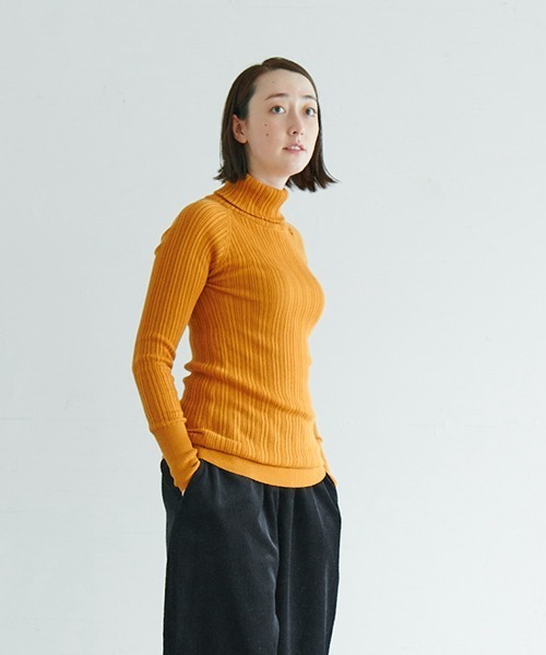NARU FACTORY（ナルファクトリー）の「コットンランダムリブタートルネック（ニット/セーター・レディース・ブラック/ネイビー/ライム/オレンジ/グリーン/アイボリー/ナチュラル・FREE）」の8枚目の写真