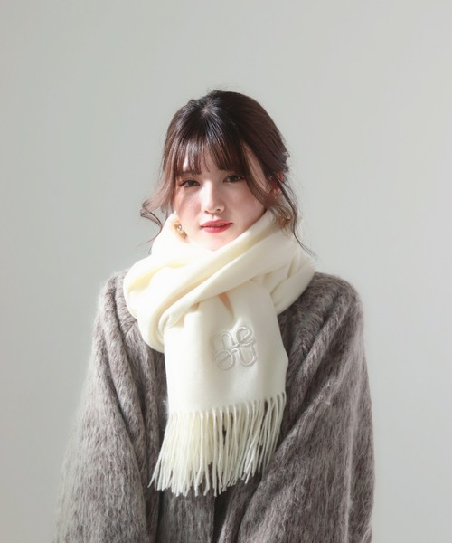 mellowneon（メロウネオン）の「ワントーン刺繍マフラー（マフラー・レディース・ホワイト/ピンク/ブラック/ベージュ/モカ/グレイッシュベージュ/グレー/ブラウン・FREE）」の11枚目の写真