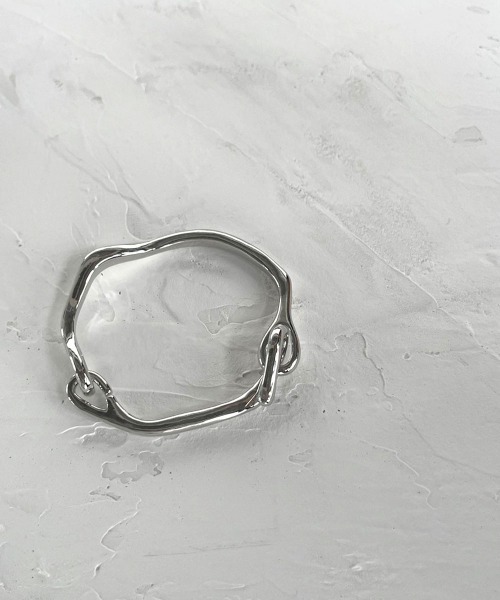 marjour（マージュール）の「WAVINESS BANGLE（バングル/リストバンド・レディース・シルバー/ゴールド・ﾌﾘ-）」の11枚目の写真