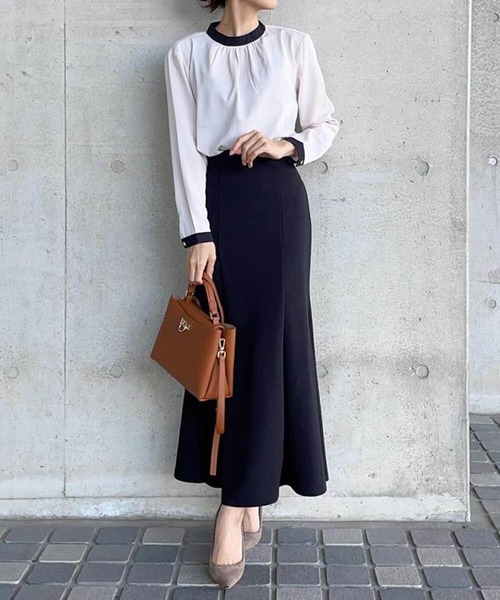 aquagarage（アクアガレージ）の「バイカラーギャザーブラウス（シャツ/ブラウス・レディース・アイボリー/ブラック/ライトグリーン/ベージュ・M/L）」の10枚目の写真