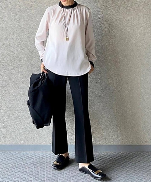 aquagarage（アクアガレージ）の「バイカラーギャザーブラウス（シャツ/ブラウス・レディース・アイボリー/ブラック/ライトグリーン/ベージュ・M/L）」の13枚目の写真