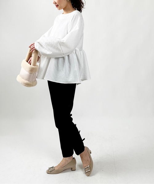 PICCIN(ピッチン)の「【WEB限定】ふくれジャガードペプラムブラウス(セットアップ可能)(シャツ/ブラウス・レディース・ブラック/オフホワイト・M)」の5枚目の写真