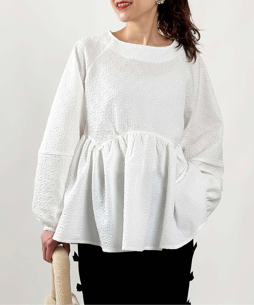 PICCIN(ピッチン)の「【WEB限定】ふくれジャガードペプラムブラウス(セットアップ可能)(シャツ/ブラウス・レディース・ブラック/オフホワイト・M)」の3枚目の写真
