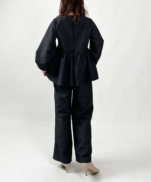 PICCIN(ピッチン)の「【WEB限定】ふくれジャガードペプラムブラウス(セットアップ可能)(シャツ/ブラウス・レディース・ブラック/オフホワイト・M)」の21枚目の写真