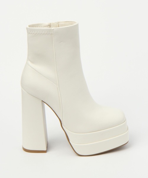 FOREVER 21（フォーエバー トゥエンティーワン）の「2段ストームショートブーツ（ブーツ・レディース・ブラック/ホワイト系その他2・22.5cm/24cm/24.5cm/23cm）」の12枚目の写真