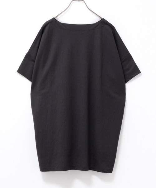 NAVY(ネイビー)の「NAVY サラリ冷感 制菌加工 オーバーサイズ裾スリットTシャツ(Tシャツ/カットソー・レディース・オリーブ/ブラック/チャコールグレー/オフホワイト・M/L)」の9枚目の写真