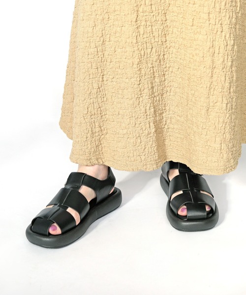 RiiiKa(リーカ)の「【RiiiKa/リーカ】厚底グルカサンダル(サンダル・レディース・ブラック/イエロー/アイボリー・L/M/S/LL)」の1枚目の写真