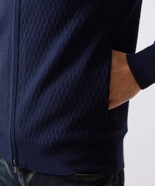 MICHEL KLEIN HOMME   （ミッシェルクランオム）の「矢羽ニットZIPアップカーディガン（カーディガン/ボレロ・メンズ・ネイビー/オフホワイト・MEDIUM/LARGE/X-LARGE）」の10枚目の写真
