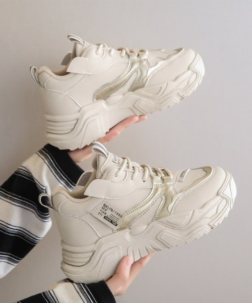 Miniministore(ミニミニストア)の「ダッドスニーカー 厚底 レディース 美脚(スニーカー・レディース・ブラック/ホワイト/ベージュ・24.0cm/24.5cm/22.5cm/23.0cm/23.5cm)」の13枚目の写真