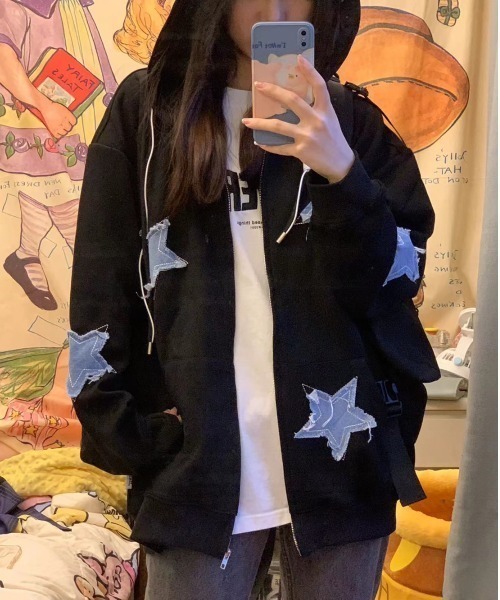 VIBGYOR（ヴィブジョー）の「スターパッチワークパーカー(BQ)（パーカー・レディース・グレー/ブラック・FREE）」の8枚目の写真