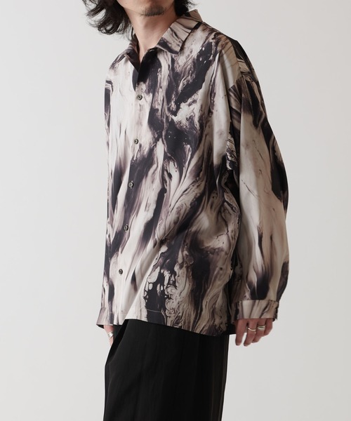 Lui's（ルイス）の「リキッドパターンシャツ（シャツ/ブラウス・メンズ・ブラック/ブルー/レッド・FREE）」の5枚目の写真