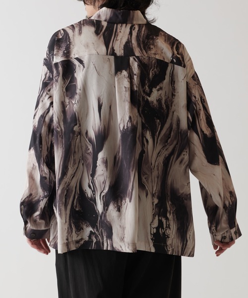 Lui's（ルイス）の「リキッドパターンシャツ（シャツ/ブラウス・メンズ・ブラック/ブルー/レッド・FREE）」の6枚目の写真