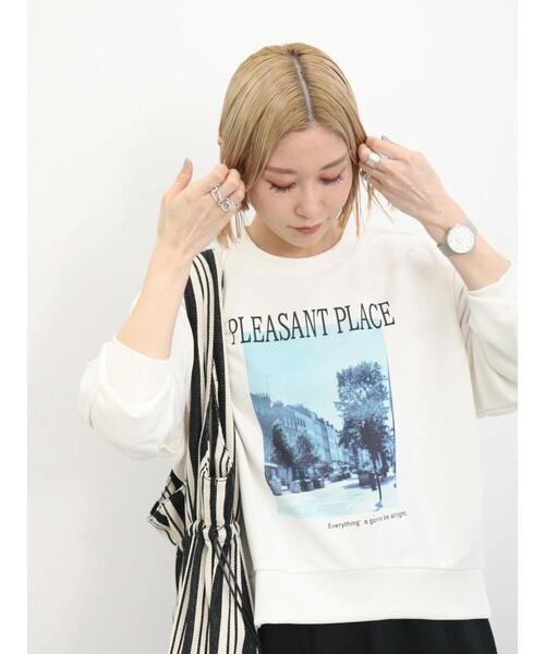 Samansa Mos2 blue（サマンサモスモスブルー）の「裏毛フォトプリントコクーンプルオーバー（Tシャツ/カットソー・レディース・シルバーグレー/ライトベージュ/オフホワイト・F）」の4枚目の写真