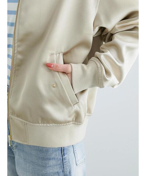 Te chichi（テチチ）の「ヘビーサテンブルゾン（ブルゾン・レディース・ベージュ/カーキ・F）」の4枚目の写真
