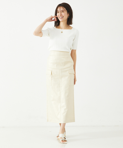 abahouse mavie（アバハウスマヴィ）の「麻タッチリブスクエアネックプルオーバー（ニット/セーター・レディース・チャコールグレー/イエロー/ホワイト・フリー）」の4枚目の写真