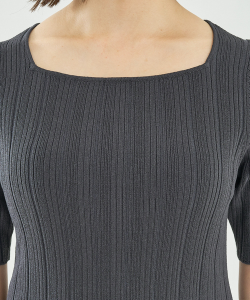 abahouse mavie（アバハウスマヴィ）の「麻タッチリブスクエアネックプルオーバー（ニット/セーター・レディース・チャコールグレー/イエロー/ホワイト・フリー）」の17枚目の写真
