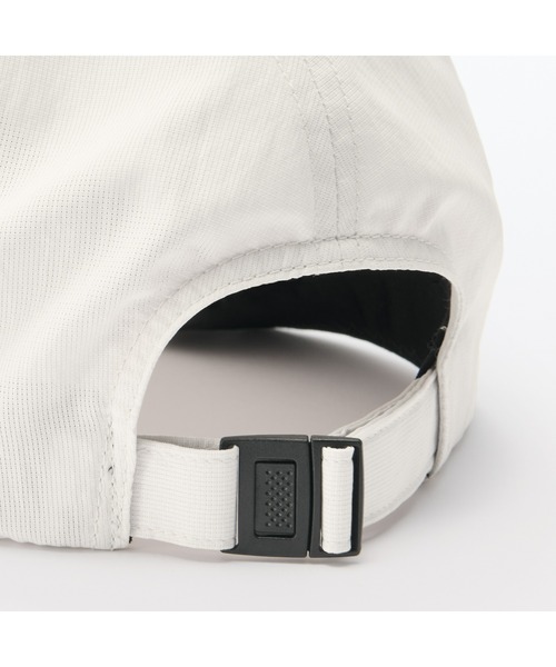 無印良品（ムジルシリョウヒン）の「風を通す　ちいさくまとまる　キャップ（キャップ・レディース・アイボリー/ブルー/ブラック・55-59cm）」の7枚目の写真
