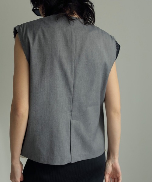 anuke（アンヌーク）の「anuke Cutoff Twill Vest カットオフ
