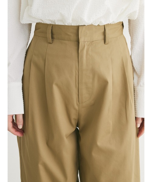 Green　Parks（グリーンパークス）の「ツータックチノパンツ（チノパンツ・レディース・アイボリー/ベージュ/ダークネイビー・FREE）」の11枚目の写真