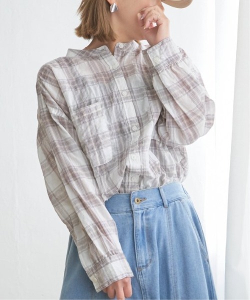 LBC(エルビーシー)の「バックシャーリングロングシャツ(シャツ/ブラウス・レディース・ホワイト/ブルー/その他35/イエロー・M)」の22枚目の写真