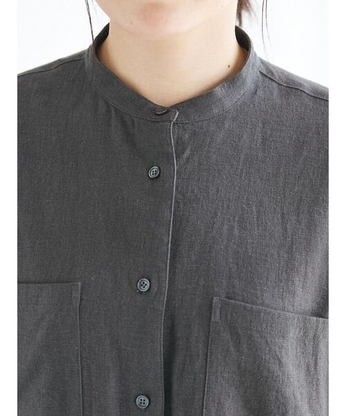 CRAFT STANDARD BOUTIQUE(クラフトスタンダードブティック)の「【キナリノ別注】リネンレーヨンWポケットシャツ(シャツ/ブラウス・レディース・アイボリー/ブラック/チャコールグレー/ネイビー・FREE)」の20枚目の写真