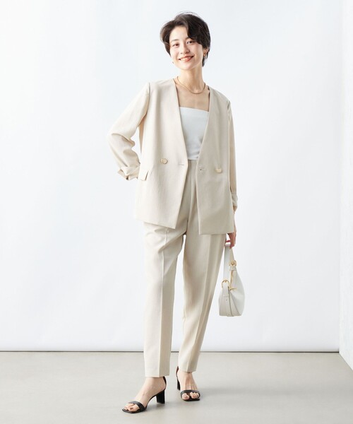 NOLLEY’S（ノーリーズ）の「《セットアップ対応》ウォッシャブルドライトロピカルVネックダブルジャケット（ノーカラージャケット・レディース・ベージュ/ネイビー・38/36）」の6枚目の写真