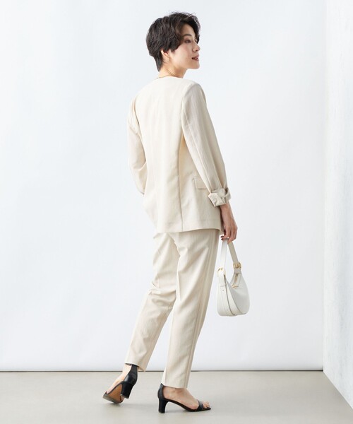 NOLLEY’S（ノーリーズ）の「《セットアップ対応》ウォッシャブルドライトロピカルVネックダブルジャケット（ノーカラージャケット・レディース・ベージュ/ネイビー・38/36）」の10枚目の写真