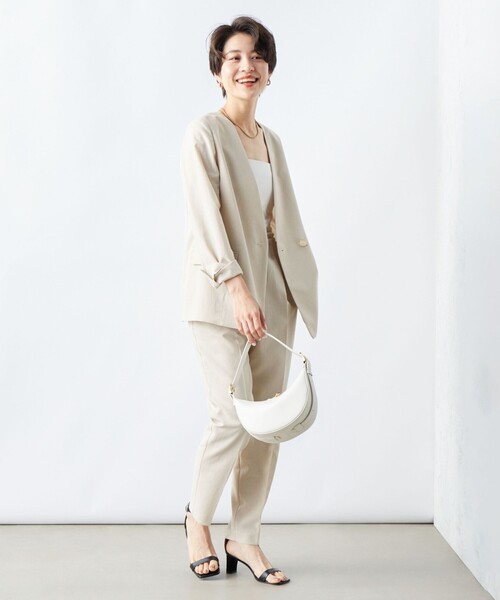 NOLLEY’S（ノーリーズ）の「《セットアップ対応》ウォッシャブルドライトロピカルVネックダブルジャケット（ノーカラージャケット・レディース・ベージュ/ネイビー・38/36）」の11枚目の写真