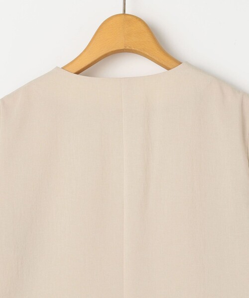 NOLLEY’S（ノーリーズ）の「《セットアップ対応》ウォッシャブルドライトロピカルVネックダブルジャケット（ノーカラージャケット・レディース・ベージュ/ネイビー・38/36）」の22枚目の写真